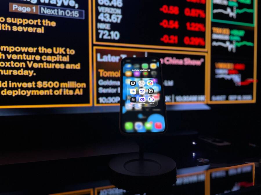 How to Offload or Uninstall Apps on Your Smartphone Without Losing Data
