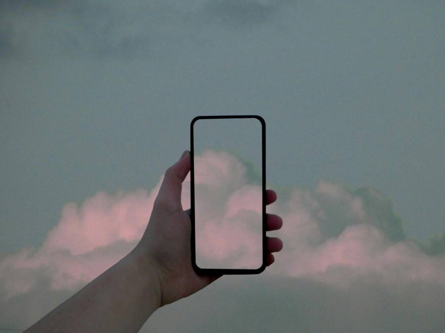 How to Organize Cloud Storage on Your Phone and Keep It Clean