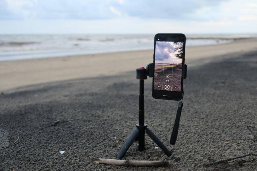 How to Save Smartphone Storage Space While Recording Video