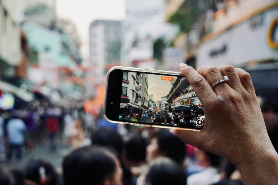 How to Save Storage When Recording Video on Your Smartphone