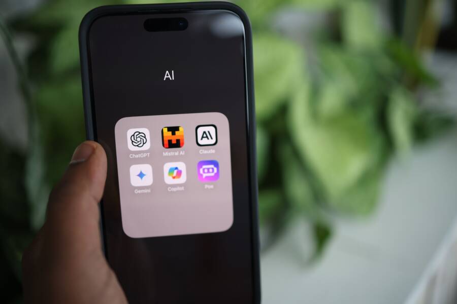 How to Separate Work and Personal Apps on Your Smartphone
