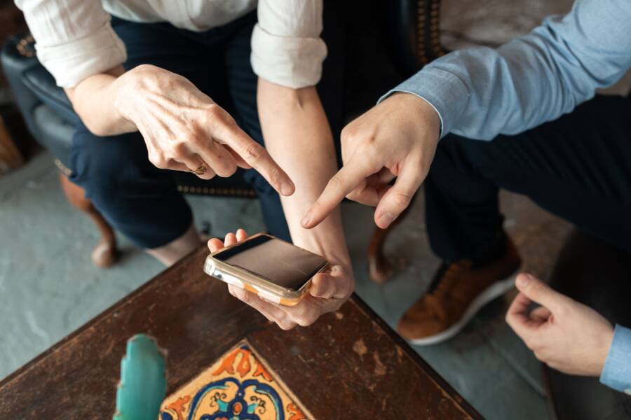 How to Set Up Back Tap and Gesture Shortcuts on Your Smartphone How to Set Up Back Tap and Gesture Shortcuts on Your Smartphone