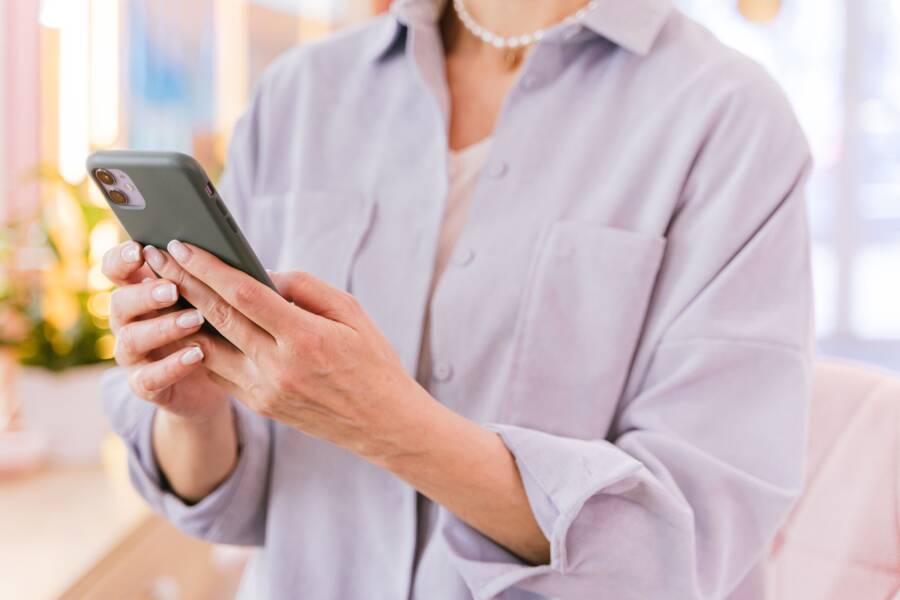 How to Set Up Text Replacement Shortcuts on Your Smartphone