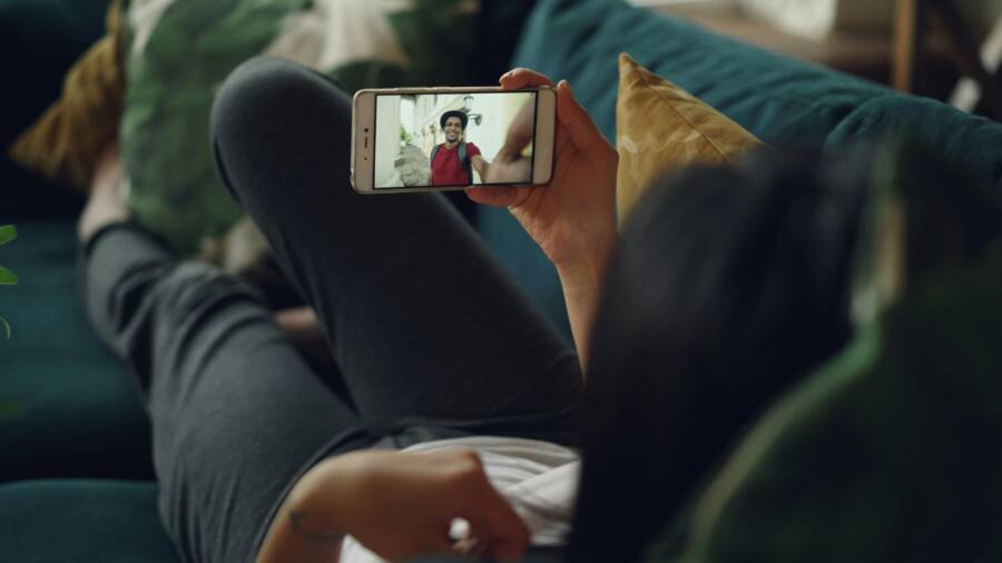 How to Share Your Live Location Safely While Using Your Smartphone