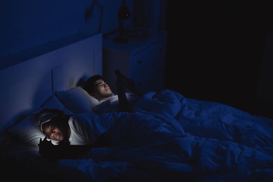 How to Use Focus Modes on Your Smartphone for Better Sleep