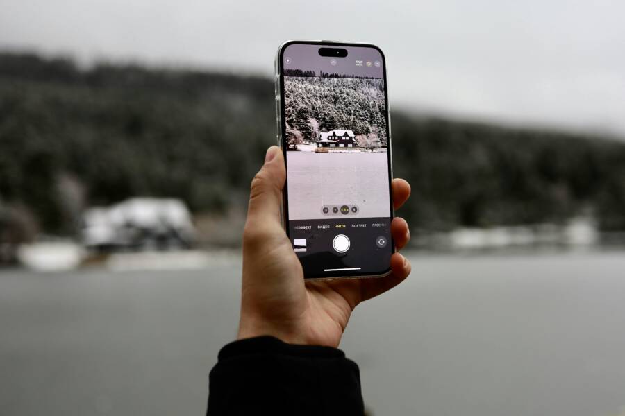 How to Use Picture-in-Picture for Videos on Your Smartphone