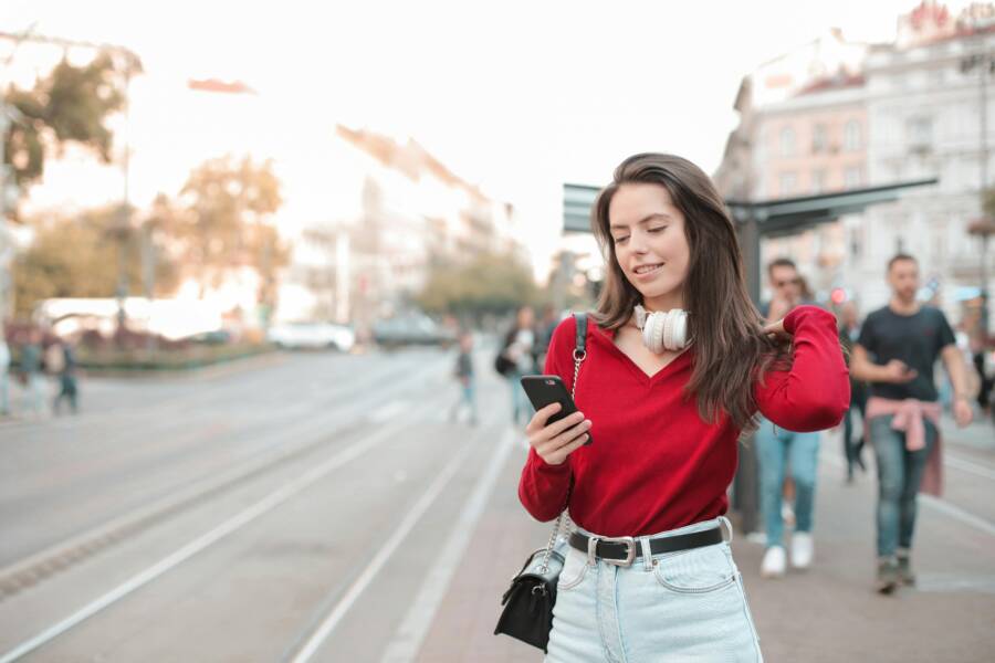 How to Use Smartphone Sound Settings to Protect Your Hearing