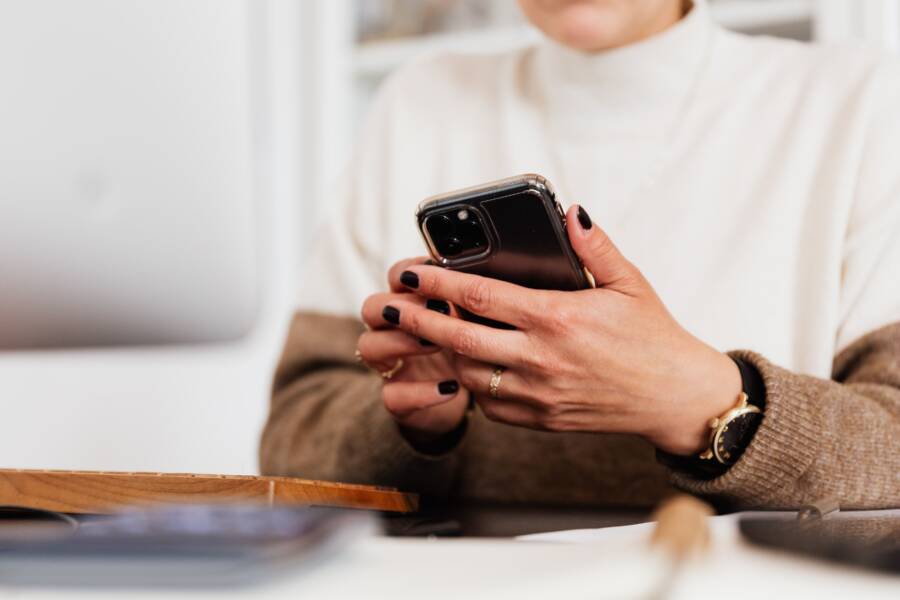 How to Use Your Smartphone to Organize Home Project Details