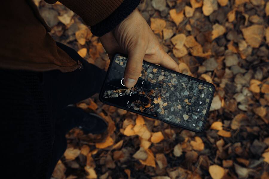 Phone Screen Won't Auto Rotate in Some Apps: Fixes