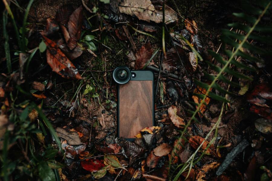 Phone Ultra-Wide and Telephoto Lenses: When to Use Each