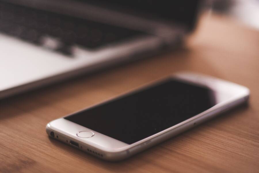 Phone Won't Power Off Cleanly? Fixes That Work