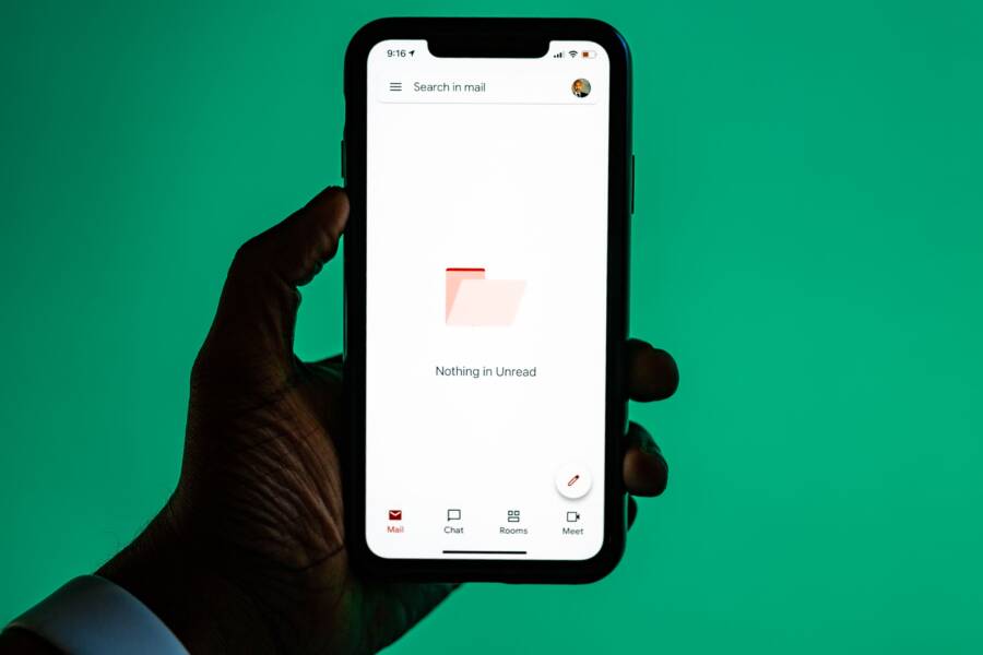 How to Fix a Missing Downloads Folder on Your Smartphone