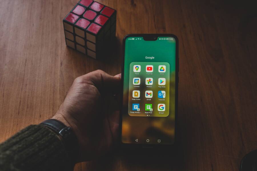 How to Fix a Phone Syncing Calendar Events to the Wrong Account