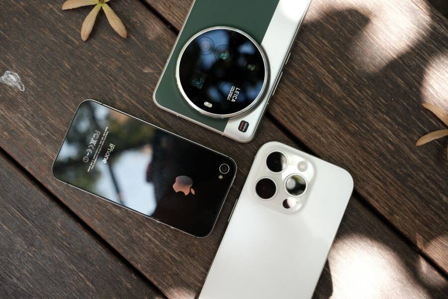 How to Fix a Phone That Cannot Keep the Camera Flash from Firing Unexpectedly