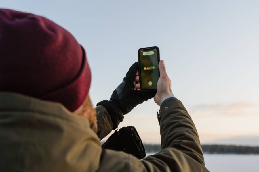 How to Fix a Phone That Freezes After Locking