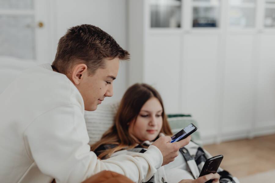 How to Fix a Phone That Saves Private Browsing History