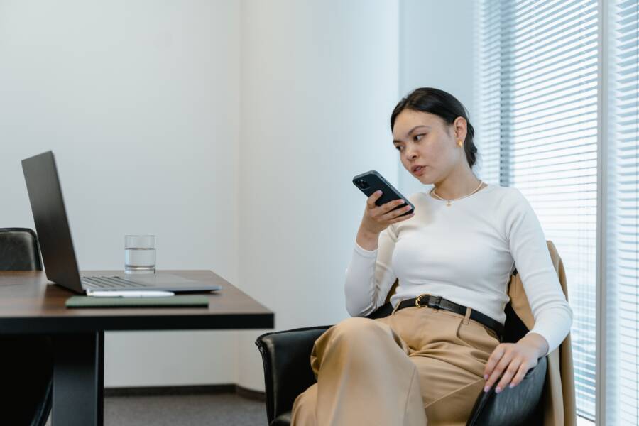 How to Fix a Phone That Turns on Speakerphone Automatically