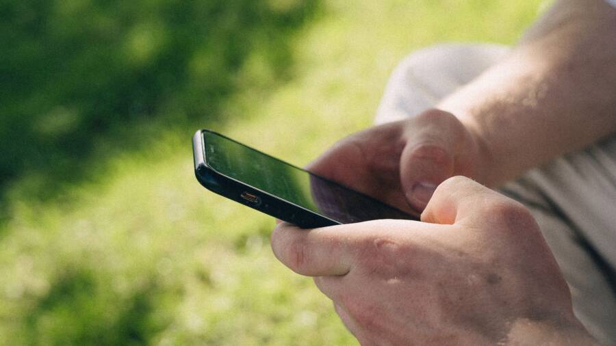 How to Fix a Phone That Won't Save Do Not Disturb Settings