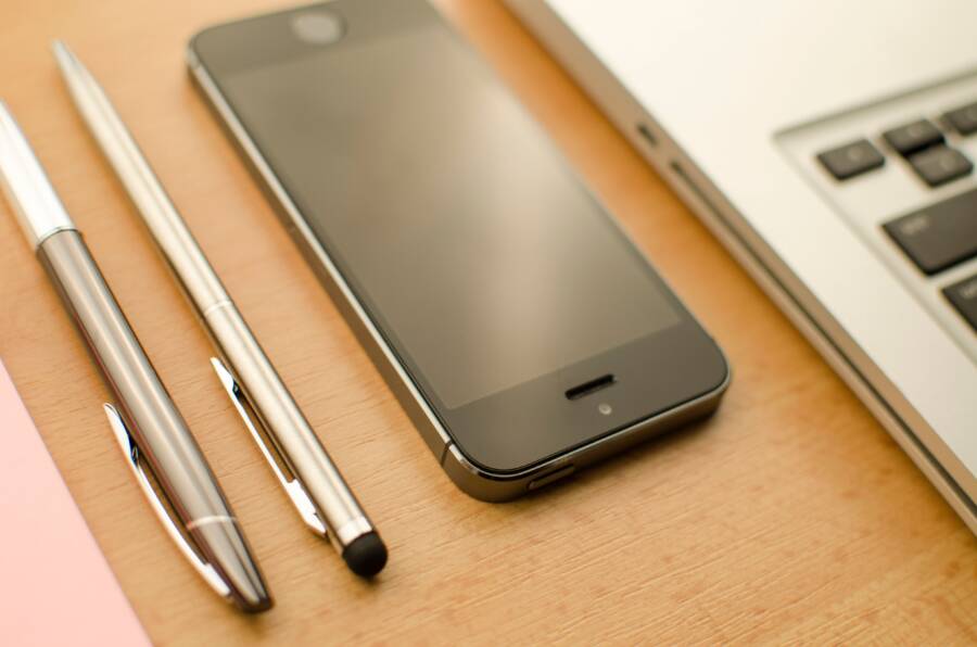 How to Fix a Phone When Photo Backup Stops on Cellular Data