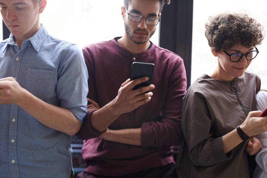 How to Fix a Smartphone That Fails During System Updates