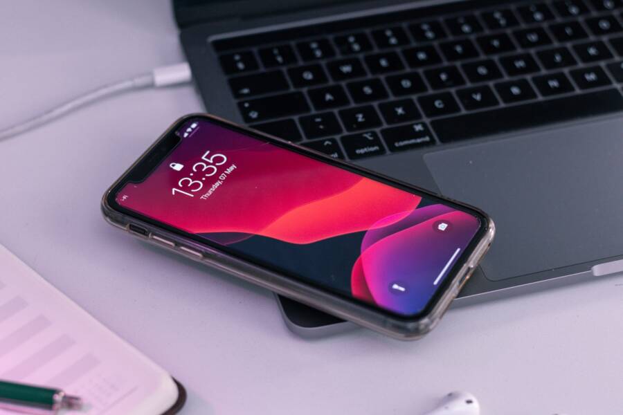 How to Fix a Smartphone That Won't Wireless Charge