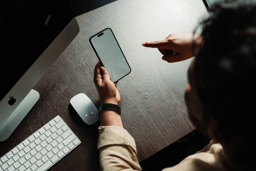 How to Fix a Stuck Screen Rotation on Your Smartphone
