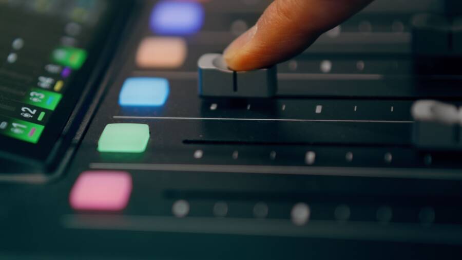 How to Fix a Stuck Volume Panel on Your Smartphone