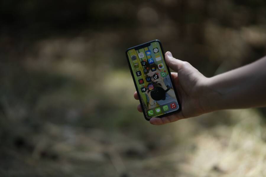 How to Fix an Inaccurate Battery Icon on Your Phone