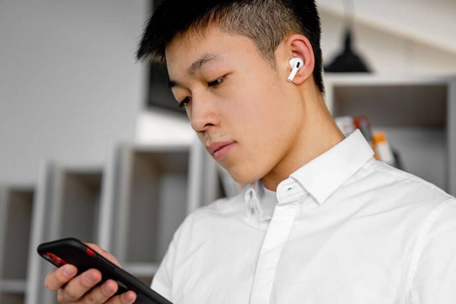 How to Fix Bluetooth Headphone Connection Issues on Your Phone How to Fix Bluetooth Headphone Connection Issues on Your Phone