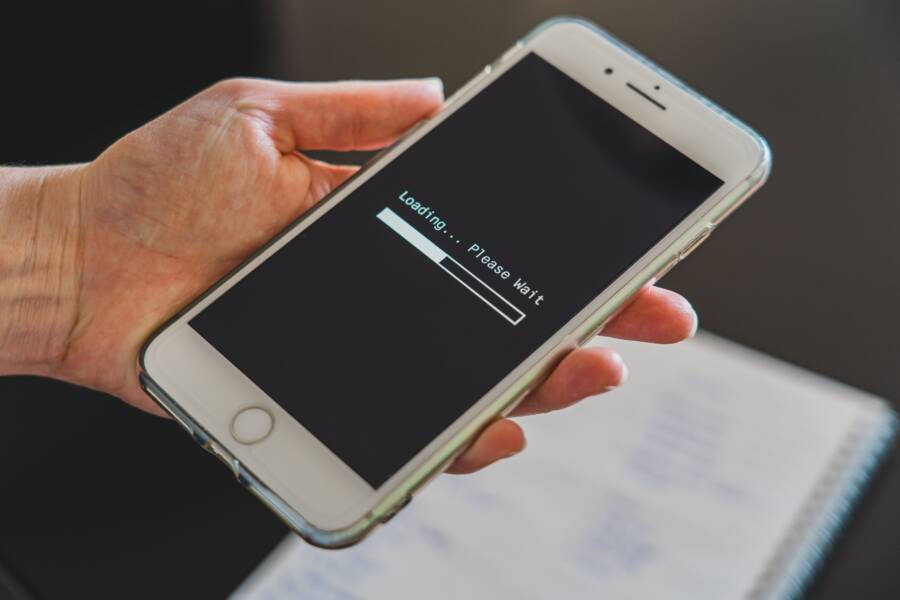 How to Fix Inaccurate Phone Battery Percentages (Calibration Guide)