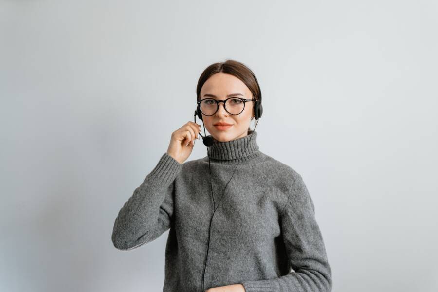 How to Fix Low Microphone Volume During Phone Speakerphone Calls How to Fix Low Microphone Volume During Phone Speakerphone Calls