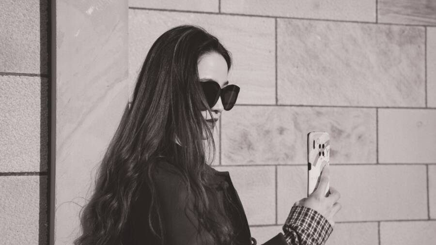 How to Fix Phone Face Unlock Issues While Wearing Sunglasses