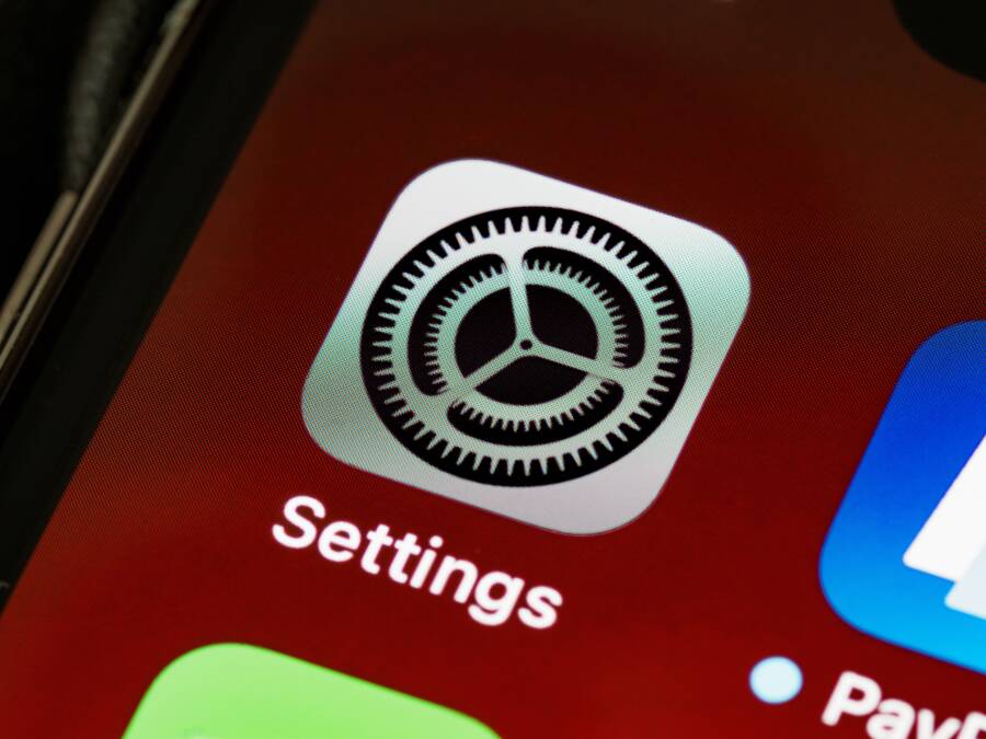 How to Fix Shared Albums That Won't Update on Your Phone