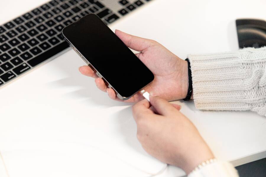 How to Fix Your Phone Battery Draining on Standby