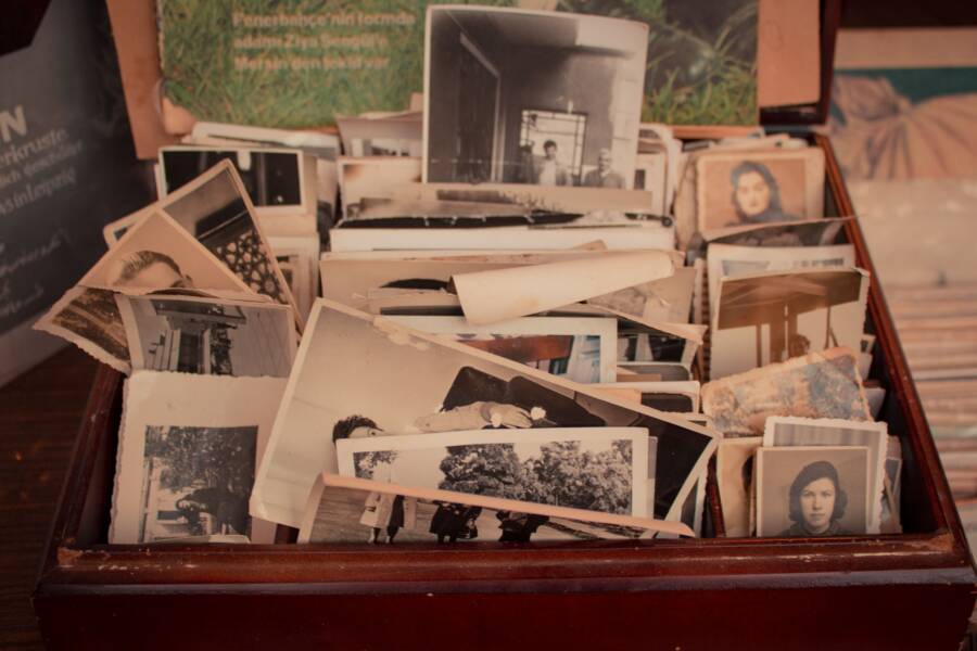 How to Fix Your Smartphone Photo Album Sort Order