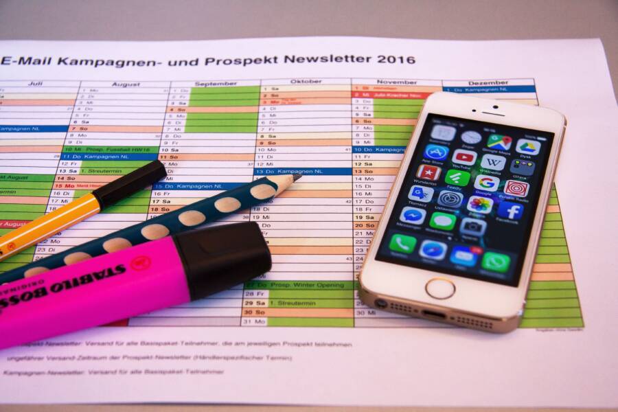 How to Remove Duplicate Calendar Events on Your Phone