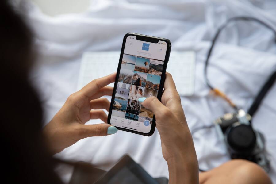How to Separate Screenshots and Photos in Your Smartphone Gallery
