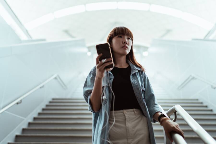 How to Stop Your Phone from Accidentally Waking Voice Assistants