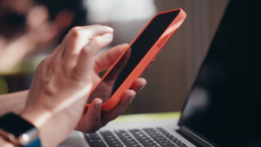 How to Stop Your Phone From Disconnecting the VPN Overnight