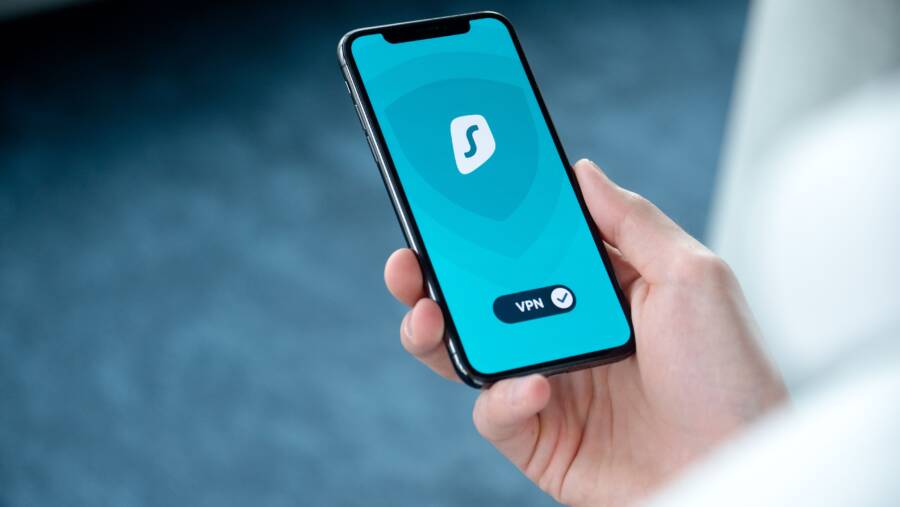 How to Stop Your Phone from Using Mobile Data for Cloud Backups
